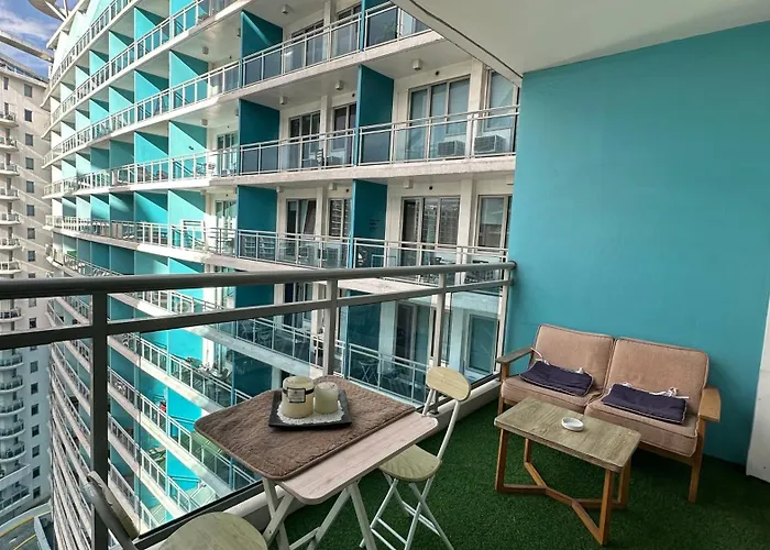Hotel Near Airport - Azure Residences Manila