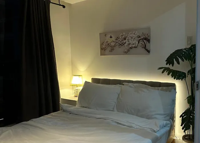 Hotel Near Airport - Azure Residences 4*