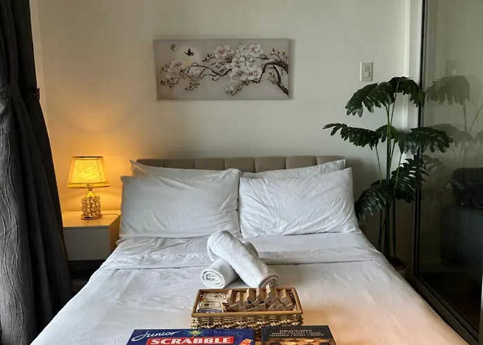 Hotel Near Airport - Azure Residences Manila